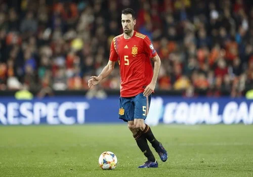 Sergio Busquets anuncia aposentadoria da Seleção Espanhola