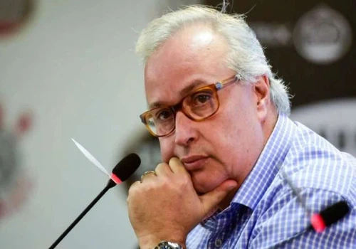 Roberto Andrade deixa cargo no Corinthians