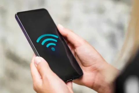 Saiba como descobrir senhas do Wi-Fi ( Imagem: Freepik)